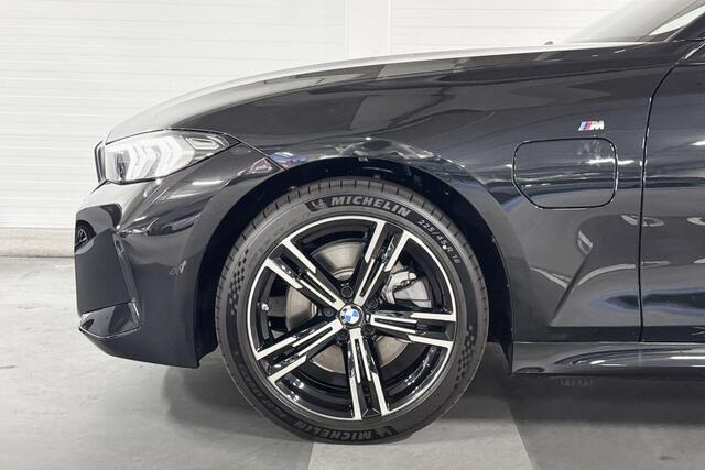 BMW 3-SERIE Sedan 330e M Sport | Schuifdak | Trekhaak