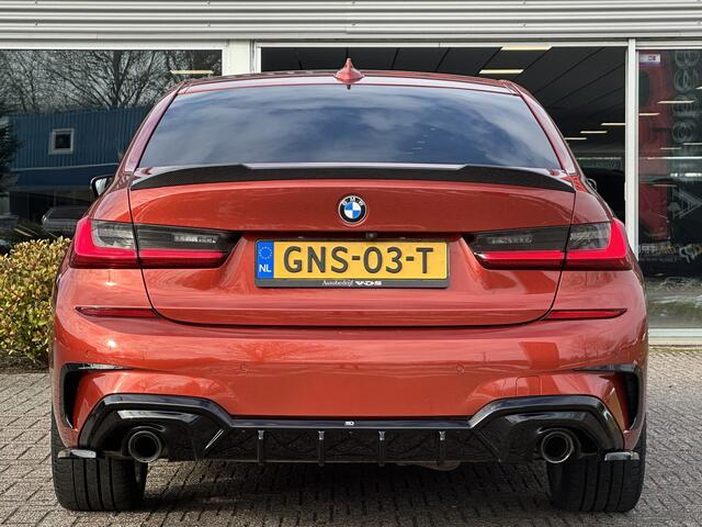 BMW 3-SERIE 330i xDrive M-Sport | 259 pk | Camera | Trekhaak | Carbon spoiler
