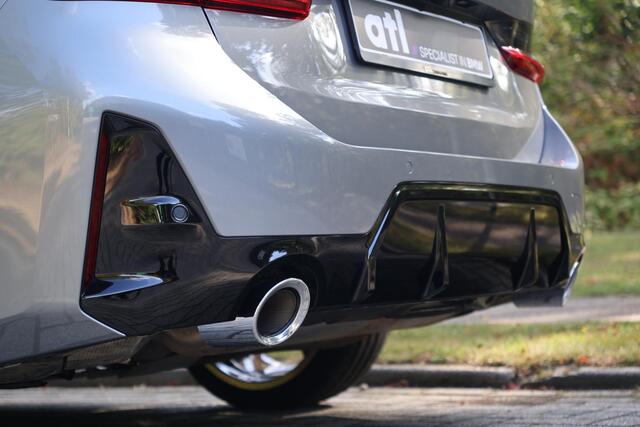 BMW 3-SERIE Touring 320i M-Sport | Pano | HUD | ACC | 360 | 19" | Elektr. trekhaak | Alarm kl.3 | Keyless | Hifi | Etc.