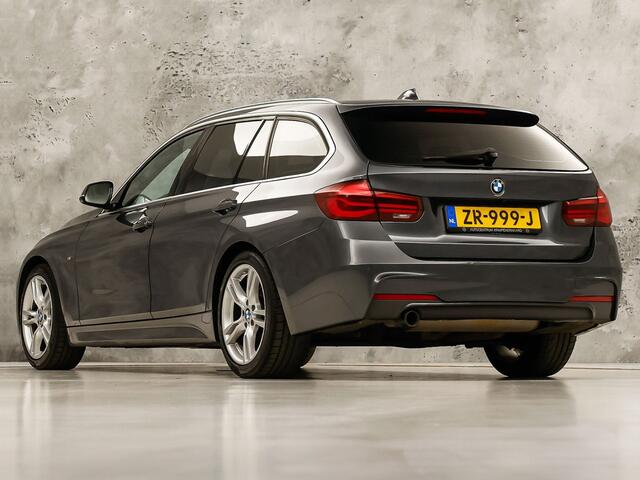 BMW 3-SERIE 318i M Sport Automaat (PANORAMADAK, M PAKKET, GROOT NAVI, CAMERA, DEALER ONDERHOUDEN, COGNAC LEDER, SPORTSTOELEN, STOELVERWARMING, VIRTUAL COCKPIT, NIEUWSTAAT)