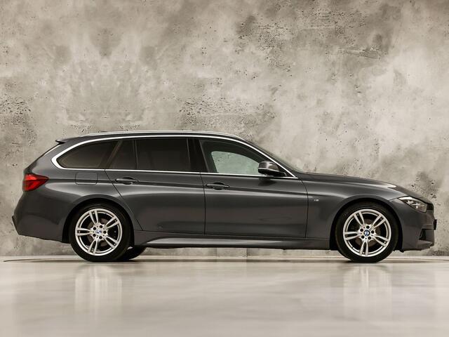 BMW 3-SERIE 318i M Sport Automaat (PANORAMADAK, M PAKKET, GROOT NAVI, CAMERA, DEALER ONDERHOUDEN, COGNAC LEDER, SPORTSTOELEN, STOELVERWARMING, VIRTUAL COCKPIT, NIEUWSTAAT)