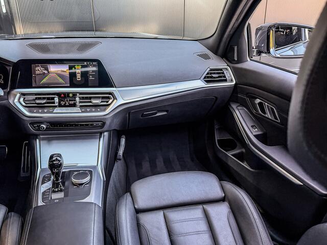 BMW 3-SERIE 330e 292PK M-Sport Plus | LASER | PANO | HEAD-UP | STOELVERWARMING | KEYLESS | LEDER |