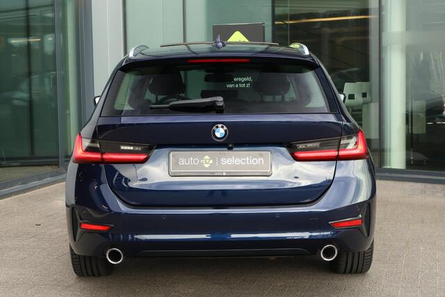 BMW 3-SERIE Touring 330i xDrive High Executive / Laser / Panorama / Harman Kardon / Adaptive Cruise