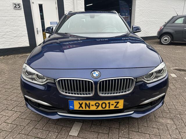 BMW 3-SERIE Touring 318i Luxury Edition /Automaat/Nieuwe apk bij aflevering/schuifdak/Lm velgen/Trekhaak/Leder