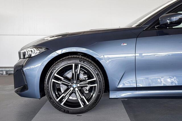 BMW 3-SERIE Sedan 318i M Sport | Trekhaak