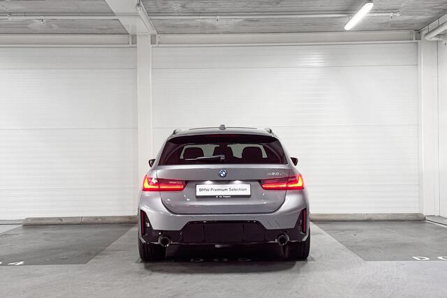 BMW 3-SERIE Touring 330e M Sport | Schuifdak |
