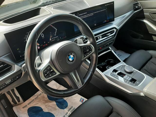 BMW 3-SERIE Touring 330i M