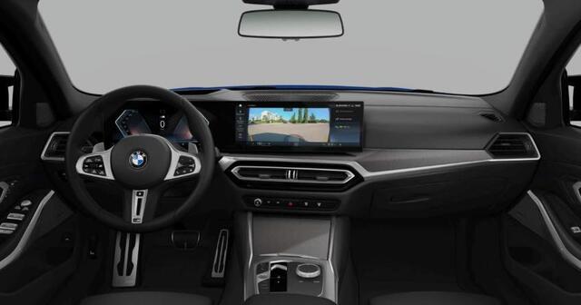 BMW 3-SERIE Touring M340i xDrive Panoramadak - Driving Assistant Professional - Interieurvoorverwarming - Getinte/Geluiddempende Ruiten - Comfort Access - Harman Kardon - Parking Assistant Plus -