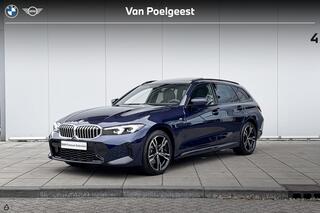BMW 3-SERIE Touring 330e M-Sport / Glazen Schuifdak
