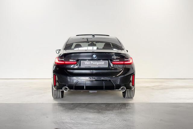 BMW 3-SERIE Sedan 330e M Sportpakket | M Sport | Comfort Pack