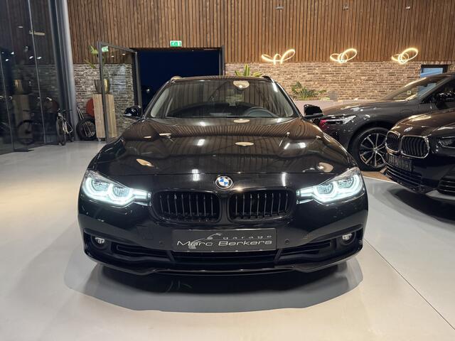 BMW 3-SERIE Touring 318i High Exe aut. 18" stoelverw. elektr. achterklep