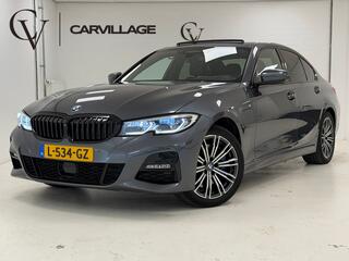 BMW 3-SERIE 330e M-Sport | Schuif/kanteldak | Elektr