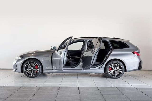BMW 3-SERIE Touring 330e M Sport | Panoramadak | Trekhaak