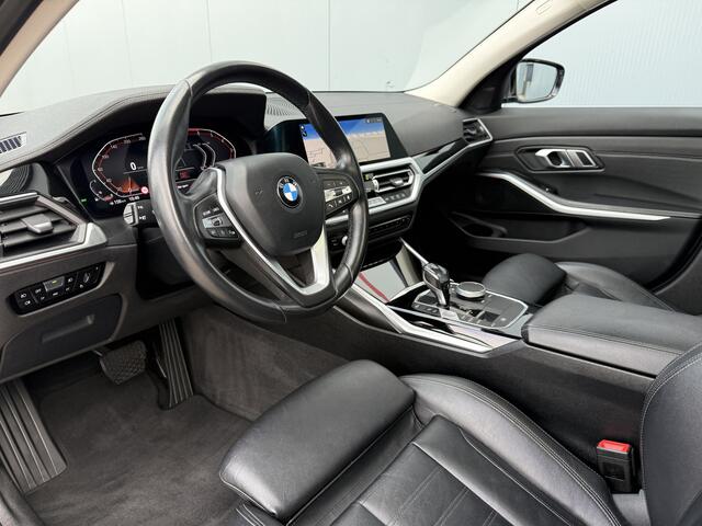 BMW 3-SERIE Touring 320i High Executive Automaat Schuifdak/Carplay.
