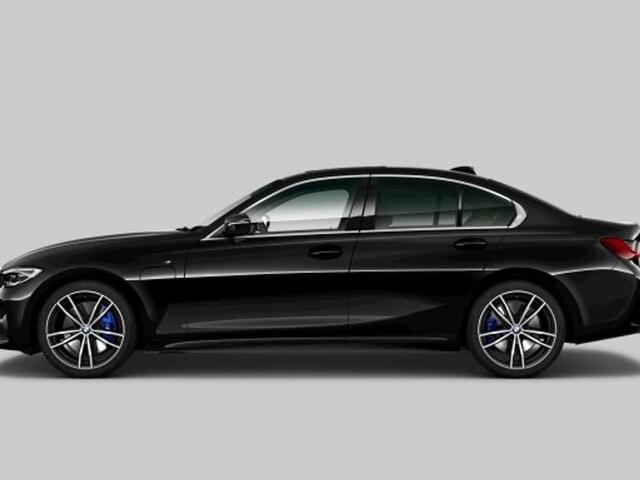 BMW 3-SERIE 330e M-Sport | Schuifdak | ACC | Harman Kardon