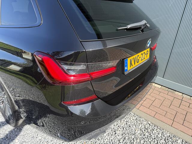 BMW 3-SERIE Touring 318i 2.0 156pk Automaat High Executive M-Sportpakket – foto 5