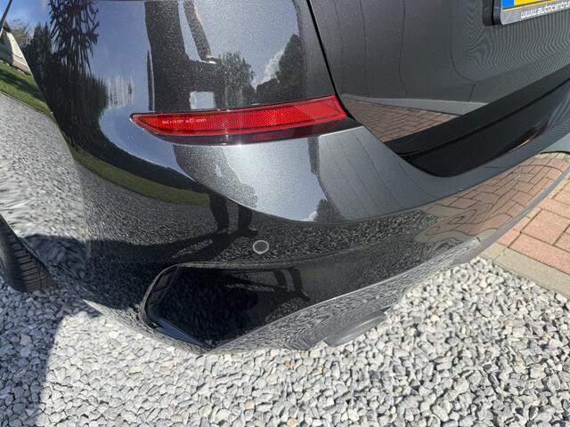 BMW 3-SERIE Touring 318i 2.0 156pk Automaat High Executive M-Sportpakket – foto 9