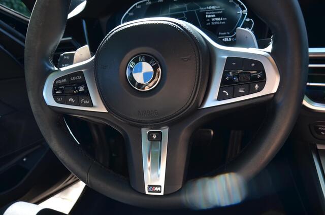BMW 3-SERIE 320e Business Edition Plus M Sport Automaat/Navi/Pdc/Ecc/Achteruitrijcamera/Stoelverwarming/Apple Carplay/Android Auto /virtual dashboard/Cruise control adaptief/Extra getint glas/Leer