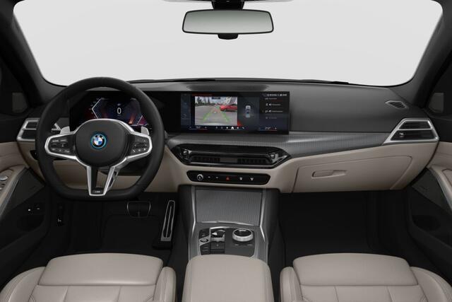 BMW 3-SERIE Touring 330e M Sport Edition | M Sportpakket Pro | Comfort Pack