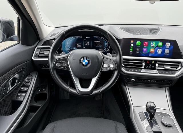 BMW 3-SERIE Touring 330e