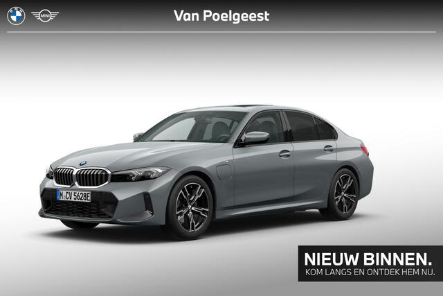 BMW 3-SERIE Sedan 330e