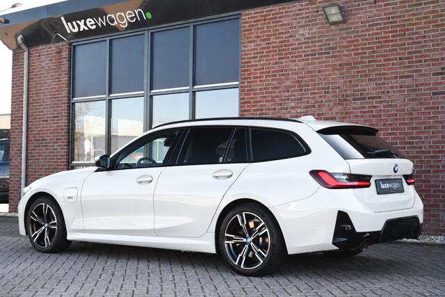 BMW 3-SERIE Touring 320e M-Sport Shadowline Leder 18inch BTW-auto