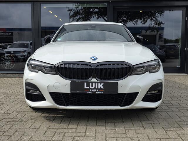 BMW 3-SERIE 320e High Executive + LASER + KEYLESS + CAMERA