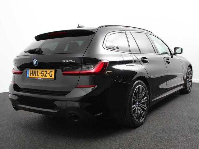 BMW 3-SERIE Touring 330e xDrive 292 PK 4WD M Sport Climate Control Stoel Stuurverwarming Full LED 18" Velgen Navigatie Prof Carplay/Android Auto PDC VA Trekhaak Elektrisch Sensatec