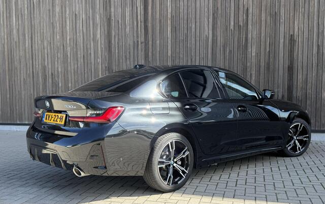 BMW 3-SERIE 330e M SPORT | BTW | 360 | ACC | HEADUP | MEMORY | DODEHOEK | SOH 101%