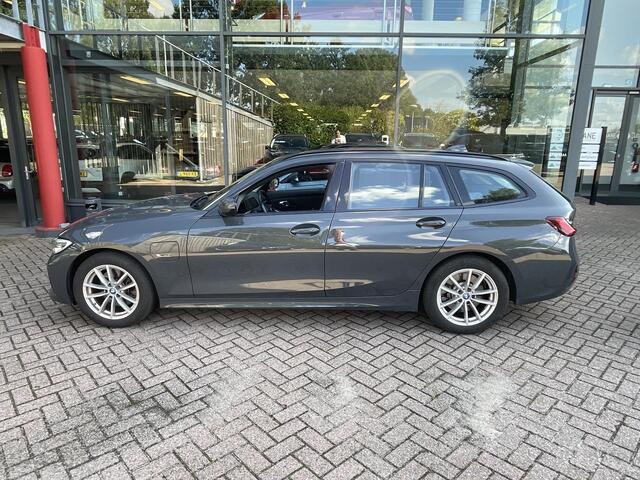 BMW 3-SERIE Touring 320e Business Edition Plus Automaat | Leder | Elektrische achterklep | Incl Winterset | Org. NL