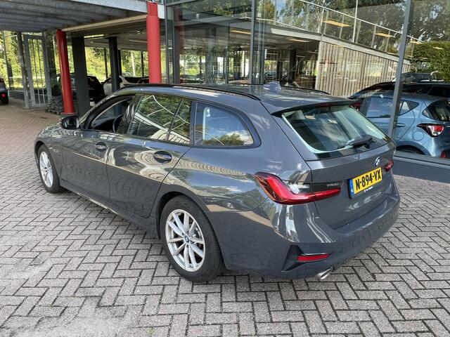 BMW 3-SERIE Touring 320e Business Edition Plus Automaat | Leder | Elektrische achterklep | Incl Winterset | Org. NL