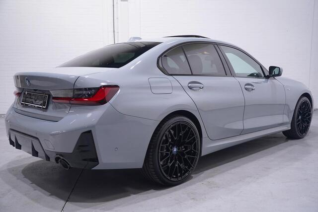 BMW 3-SERIE 330e M Sport Head up Schuifdak Camera Memory Shadowline 20 Inch Apple Carplay Travelpakket
