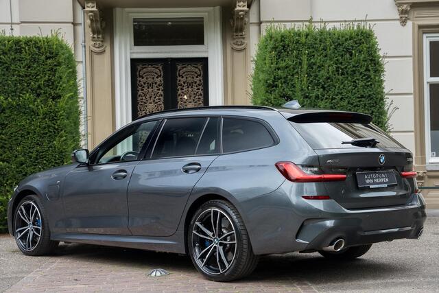 BMW 3-SERIE Touring 330e xDrive M-Sport TREKHAAK | DRIVING ASS. PRO | LASER | LED