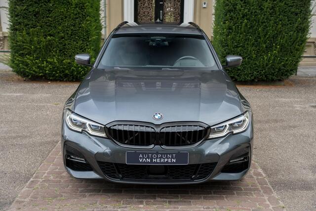 BMW 3-SERIE Touring 330e xDrive M-Sport TREKHAAK | DRIVING ASS. PRO | LASER | LED