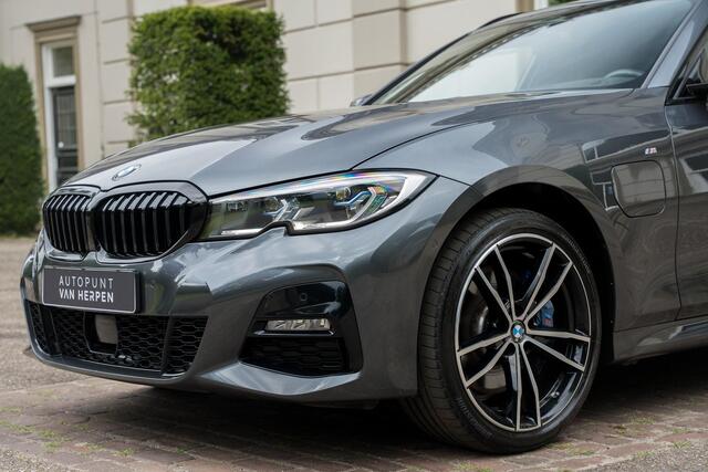 BMW 3-SERIE Touring 330e xDrive M-Sport TREKHAAK | DRIVING ASS. PRO | LASER | LED
