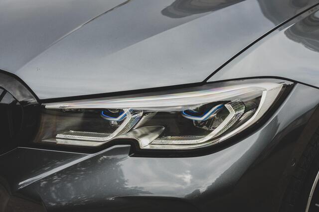 BMW 3-SERIE Touring 330e xDrive M-Sport TREKHAAK | DRIVING ASS. PRO | LASER | LED