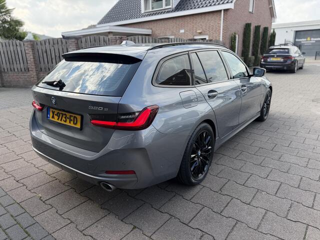 BMW 3-SERIE Touring 320e Sport|Leder|ShadowLine|Camera