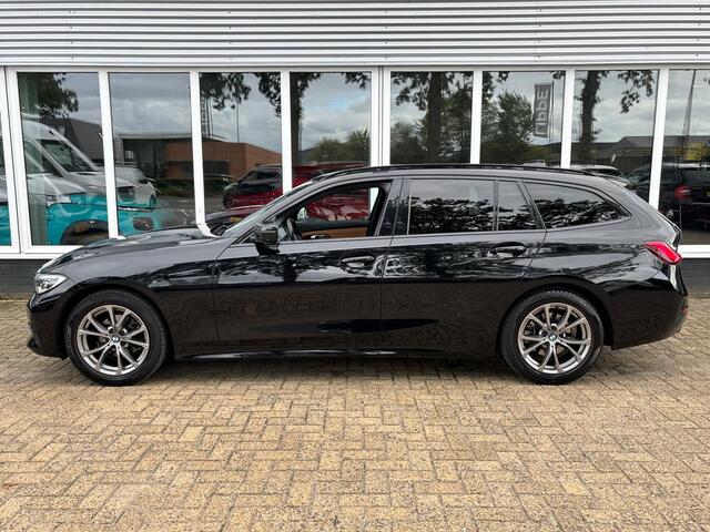 BMW 3-SERIE Touring 318i High Executive Edition | M Pakket | Shadow Line | Assisted Driving | Trekhaak