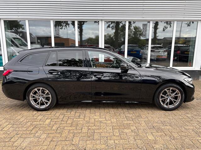 BMW 3-SERIE Touring 318i High Executive Edition | M Pakket | Shadow Line | Assisted Driving | Trekhaak