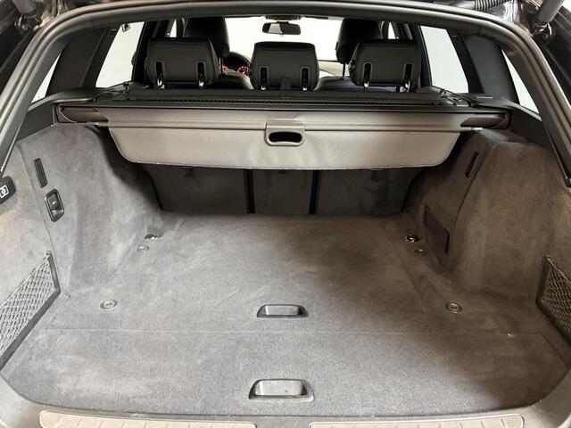 BMW 3-SERIE Touring 318i M Sport Edition Navigatie Climate control Lederen bekleding