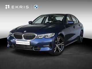 BMW 3-SERIE Sedan 318i | LED | Navigatie | Sportstoe