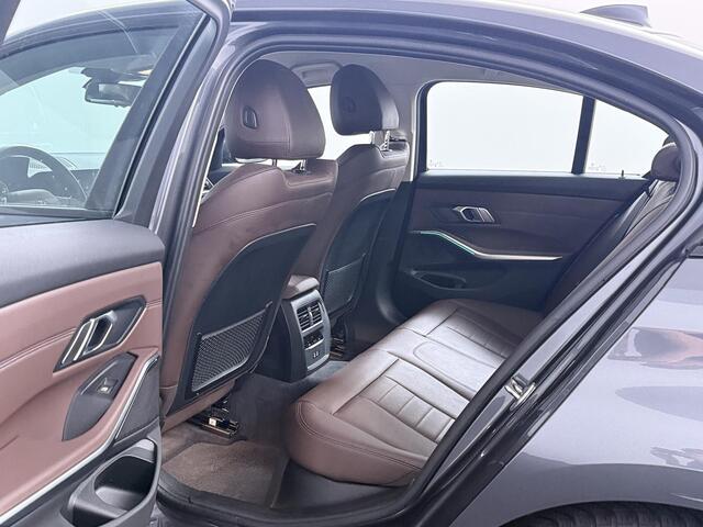 BMW 3-SERIE 318i High Executive | LUXE! | Laser Light! | Assisted Driving! | Stoelverwarming!