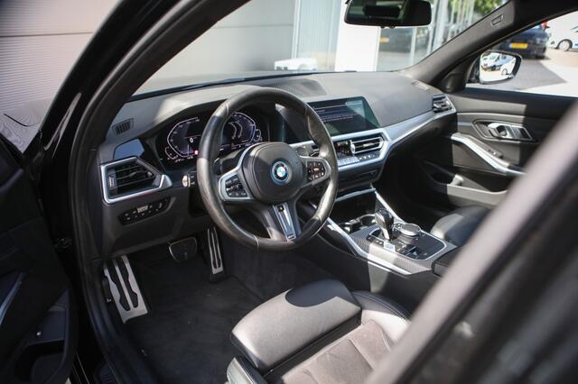 BMW 3-SERIE 330e M-Sport | Apple Carplay/Android Auto | Stuurwielverwarming