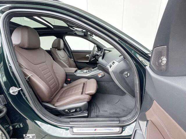 BMW 3-SERIE Touring 330e M-Sport Pro / Active Cruise Controle / Head Up Display / Glazen Schuifdak / Harman Kardon Audio / Driving Assistant / Stuurwielrandverwarming / 19 '' / Individual kleur