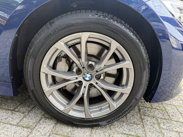 BMW 3-SERIE Touring 330i xDrive High Executive Panorama dak (schuif/kantel dak) Dealeronderhouden