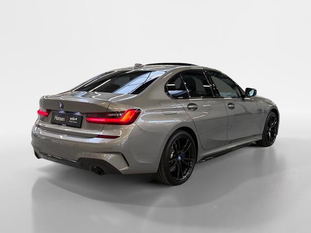 BMW 3-SERIE 330e High Executive I M-Sport I Schuifdak I Alcantara I Individual kleur