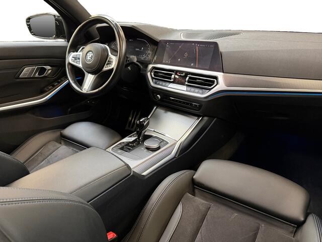 BMW 3-SERIE 330e High Executive I M-Sport I Schuifdak I Alcantara I Individual kleur