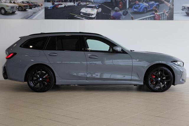 BMW 3-SERIE Touring 330e High Executive | M Sportpakket Pro | Innovation Pack | Comfort Pack | Individual Lak