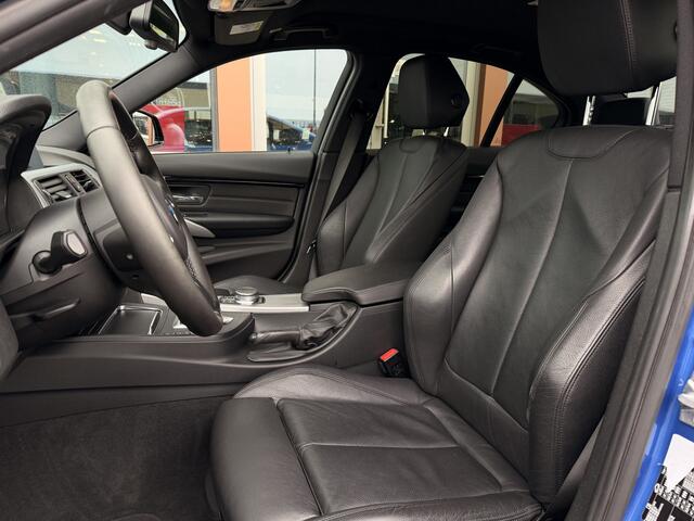 BMW 3-SERIE 320i M-Sport | Cruise | Stoelverwarming | Navi | Leder | LED |