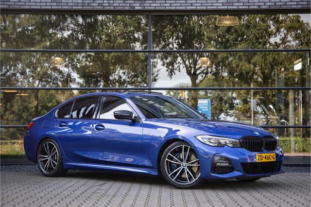 BMW 3-SERIE 320i Executive M-Sport Plus , Schuif/Kanteldak, HUD, Sfeerverlichting